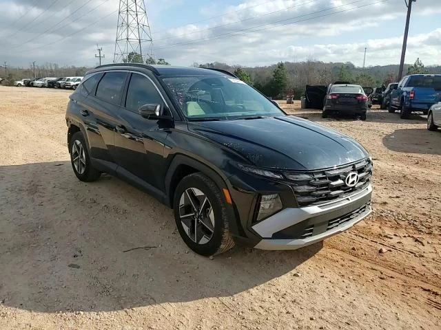 Hyundai Tucson 2.5L 4 Front-wheel Drive