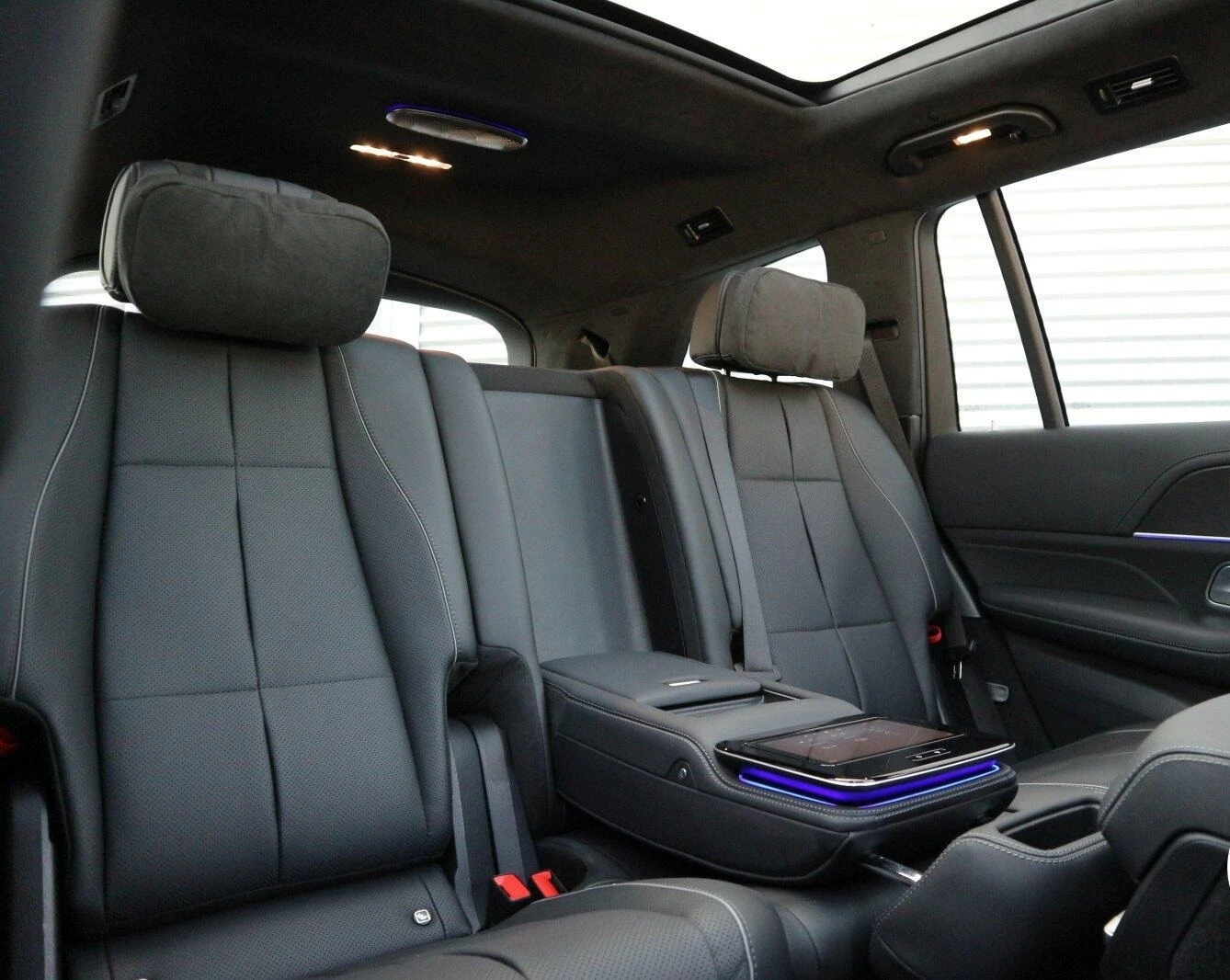 Mercedes-Benz GLS 580* 4M* AMG* PANO* DISTR* HEAD-UP* BURM* PANO* NI - изображение 9