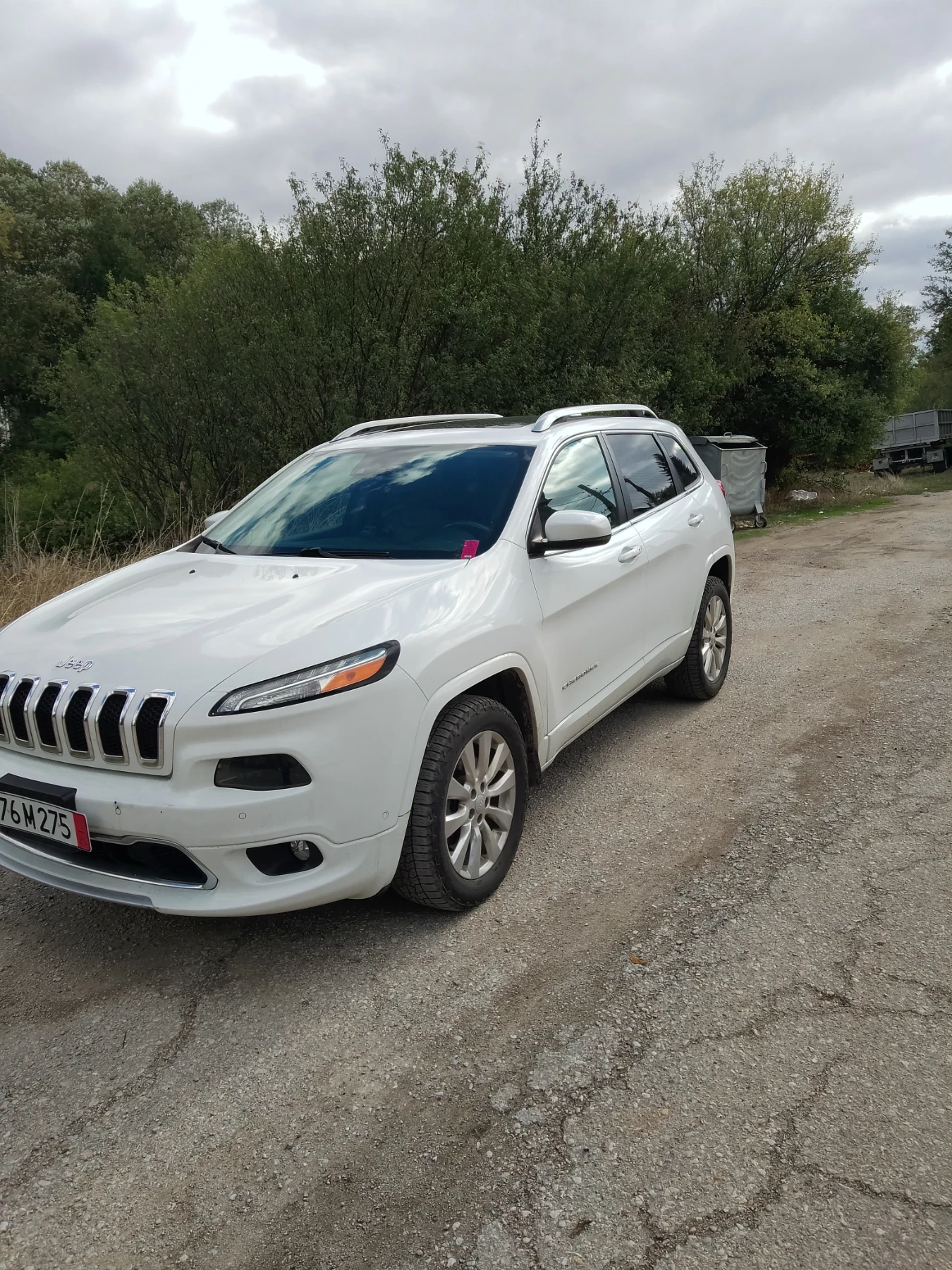 Jeep Cherokee Overland   - изображение 5