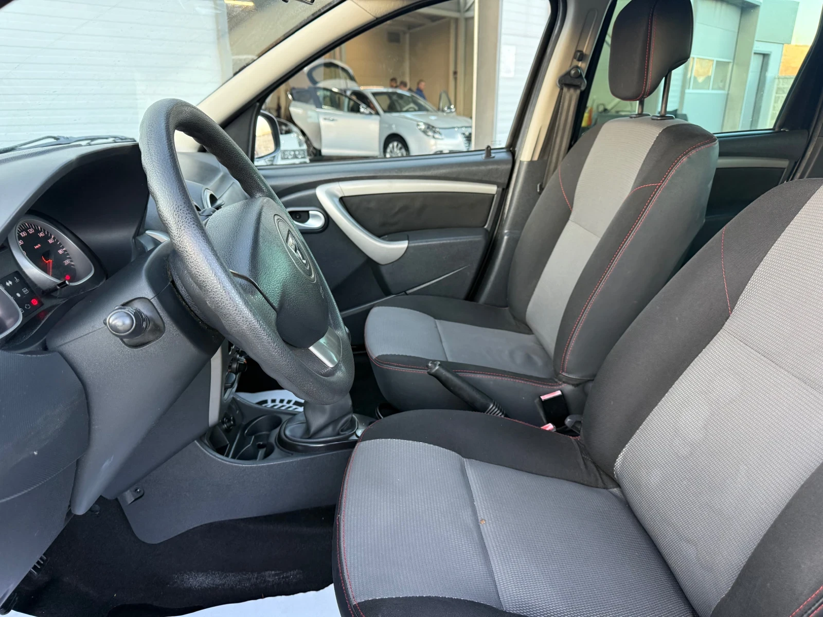 Dacia Duster 1.6I * GPL * ����� ���� * ������ | Mobile.bg � ����������� 8