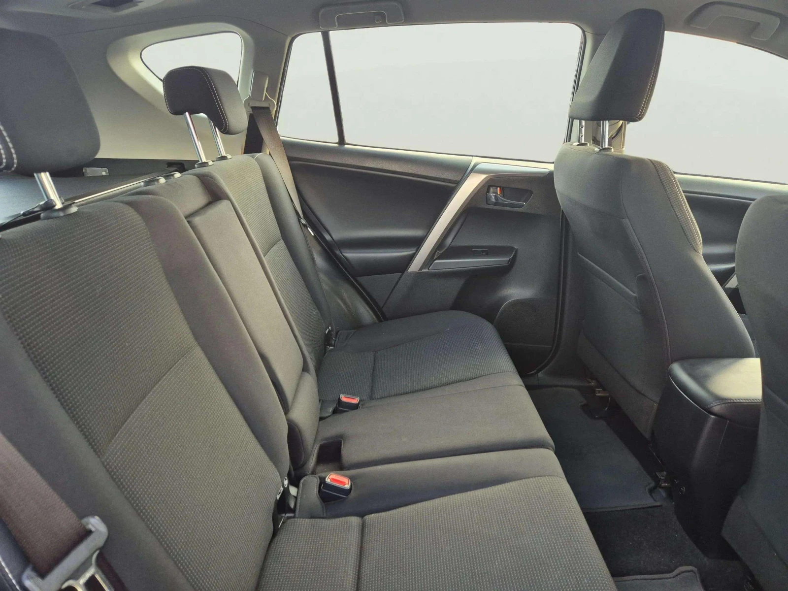 Toyota Rav4 2.0i | Mobile.bg � ����������� 9