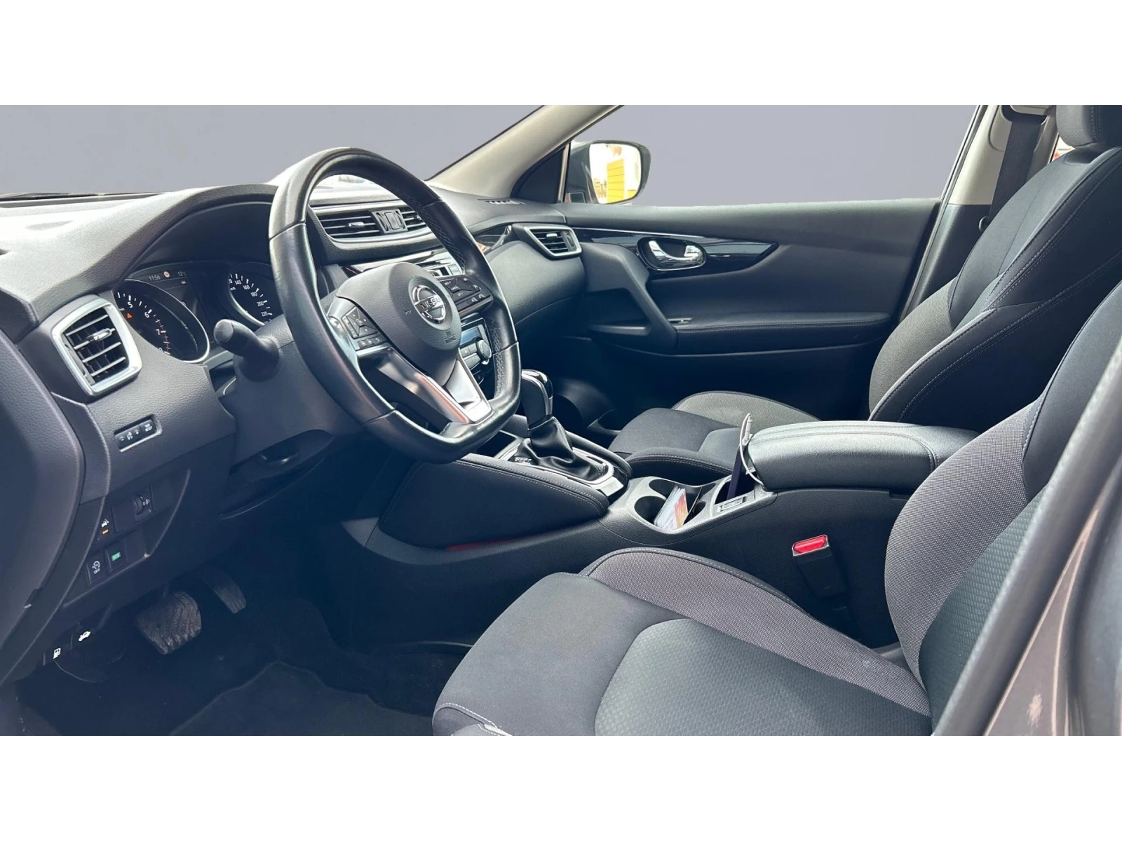 Nissan Qashqai DIG-T N-Connecta, Месечна вноска от 244  , снимка 11 - Автомобили и джипове - 54114404