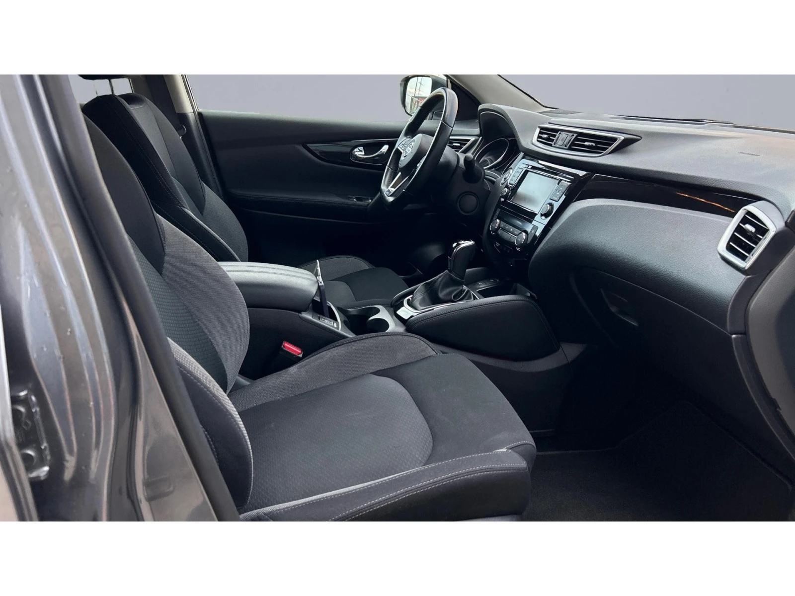 Nissan Qashqai DIG-T N-Connecta, Месечна вноска от 244  , снимка 9 - Автомобили и джипове - 54114404