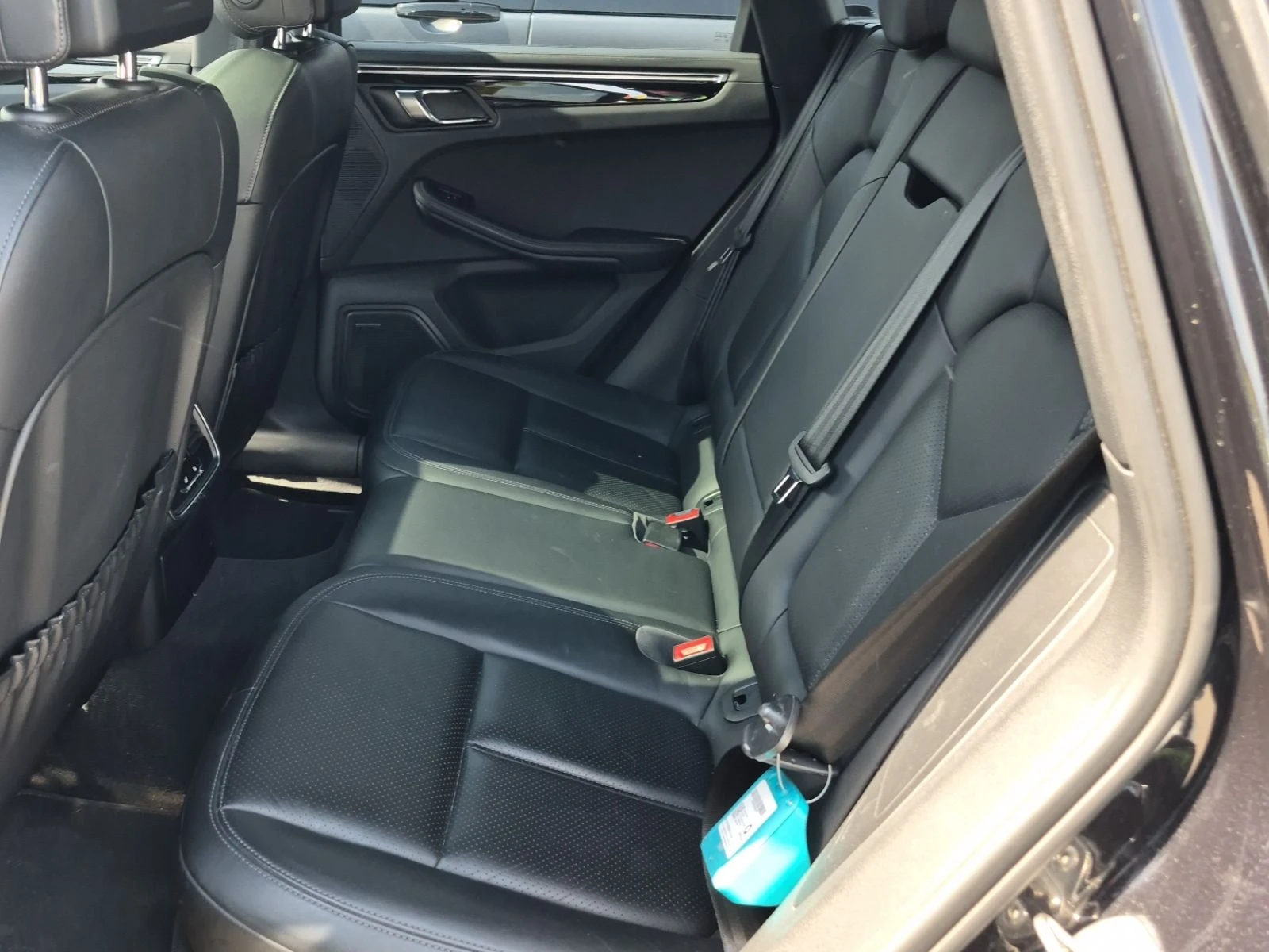 Porsche Macan, снимка 11 - Автомобили и джипове - 54417700