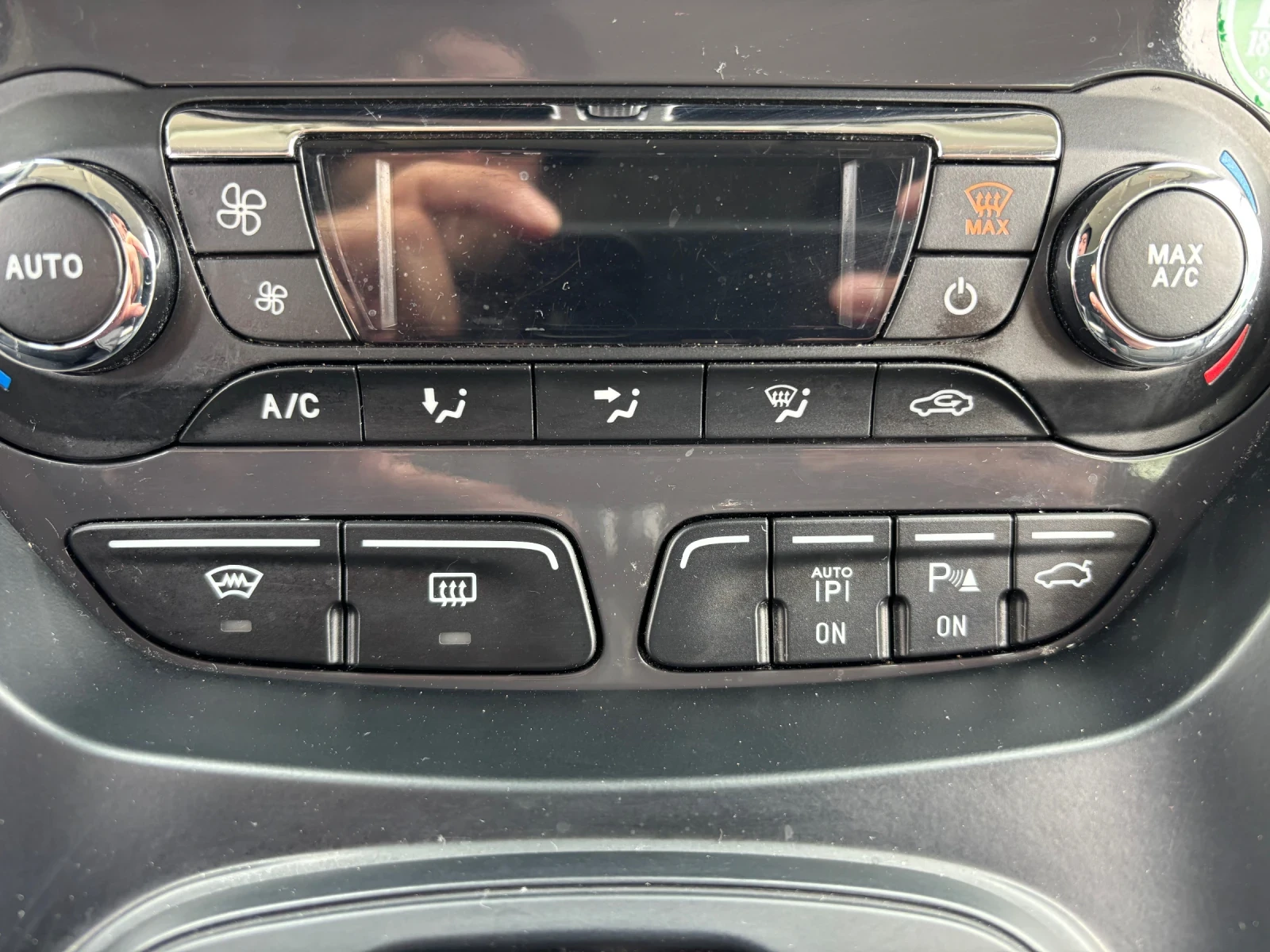 Ford Kuga ВНОС ШВЕЙЦАРИЯ! 143876км , снимка 15 - Автомобили и джипове - 54622394