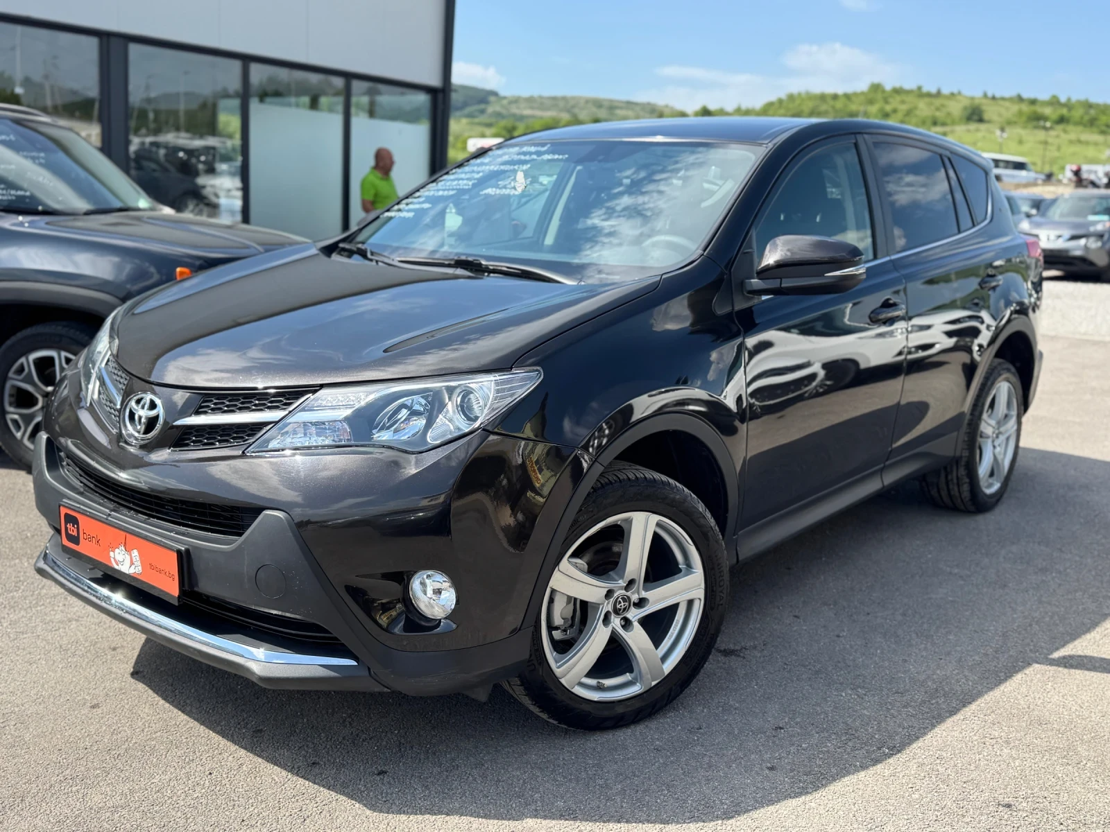 Toyota Rav4 2.2d EXCLUSIVE, снимка 2 - Автомобили и джипове - 54771153