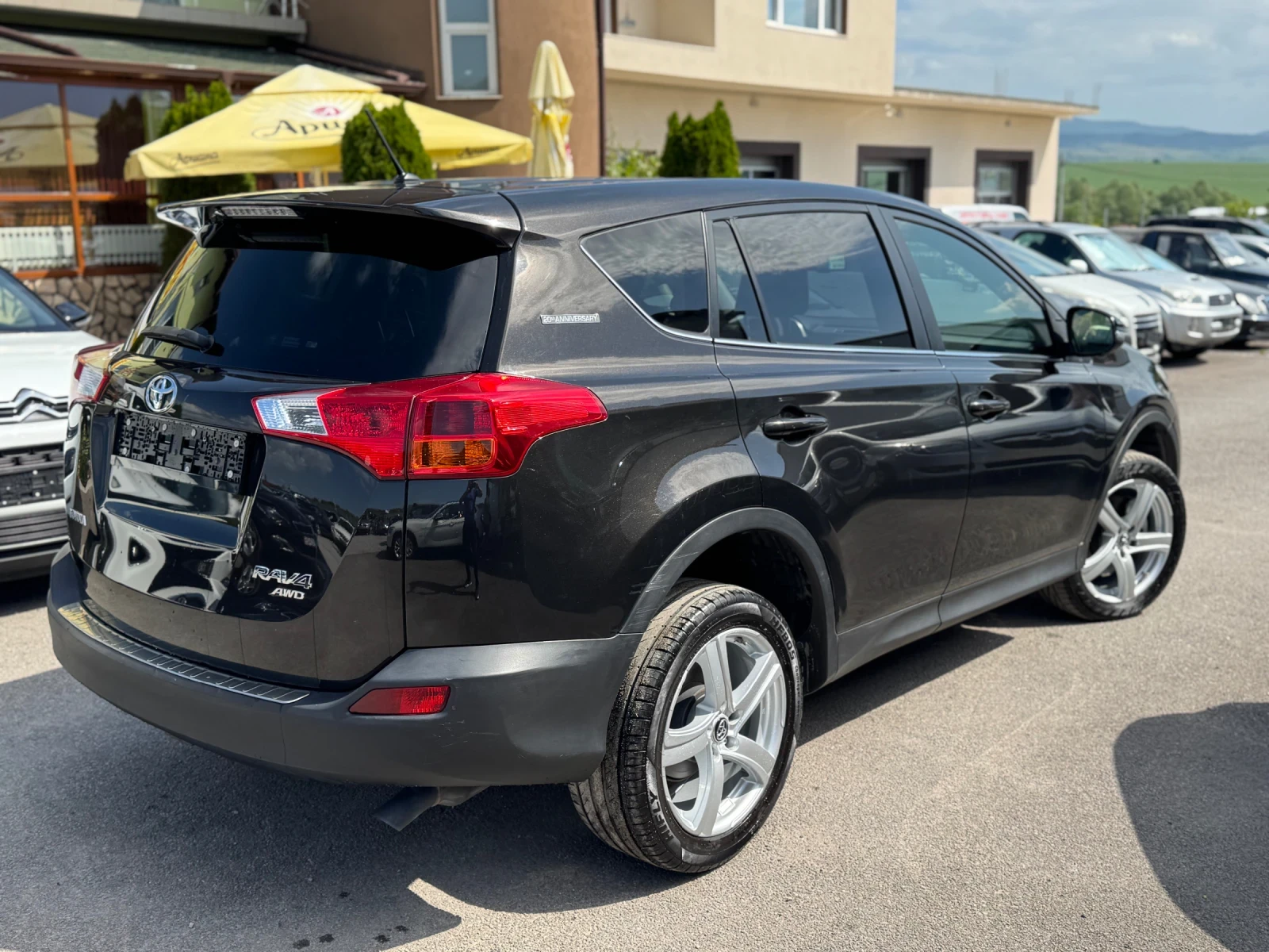 Toyota Rav4 2.2d EXCLUSIVE, снимка 3 - Автомобили и джипове - 54771153
