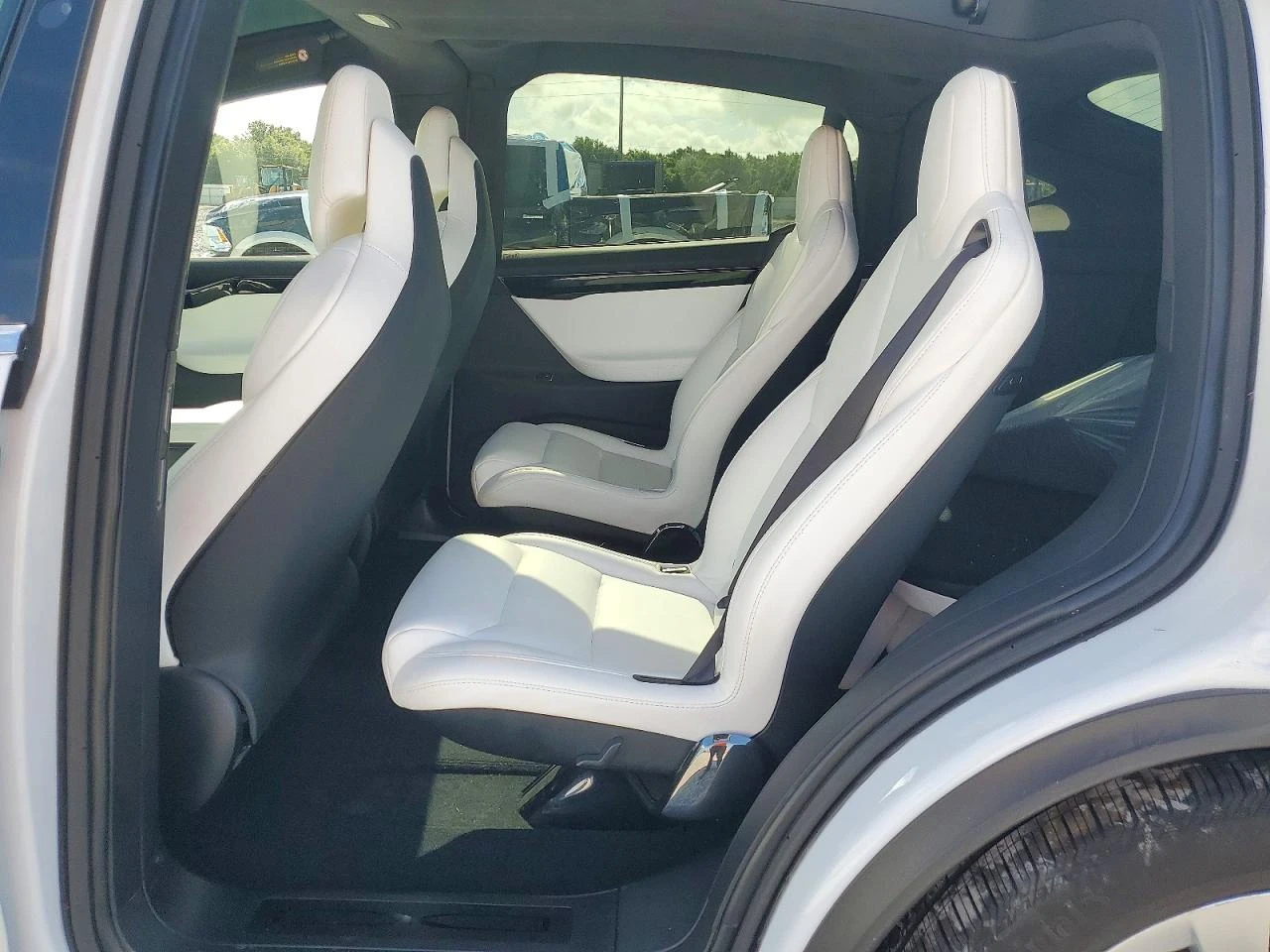 Tesla Model X * LONG RANGE* DUAL MOTOR* КОЖА* ПОДГРЕВ* ПАНОРАМА*, снимка 10 - Автомобили и джипове - 54719431