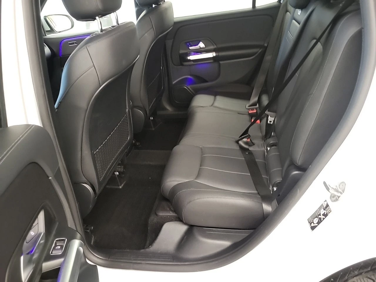 Mercedes-Benz GLB GLB 250, снимка 11 - Автомобили и джипове - 55800731