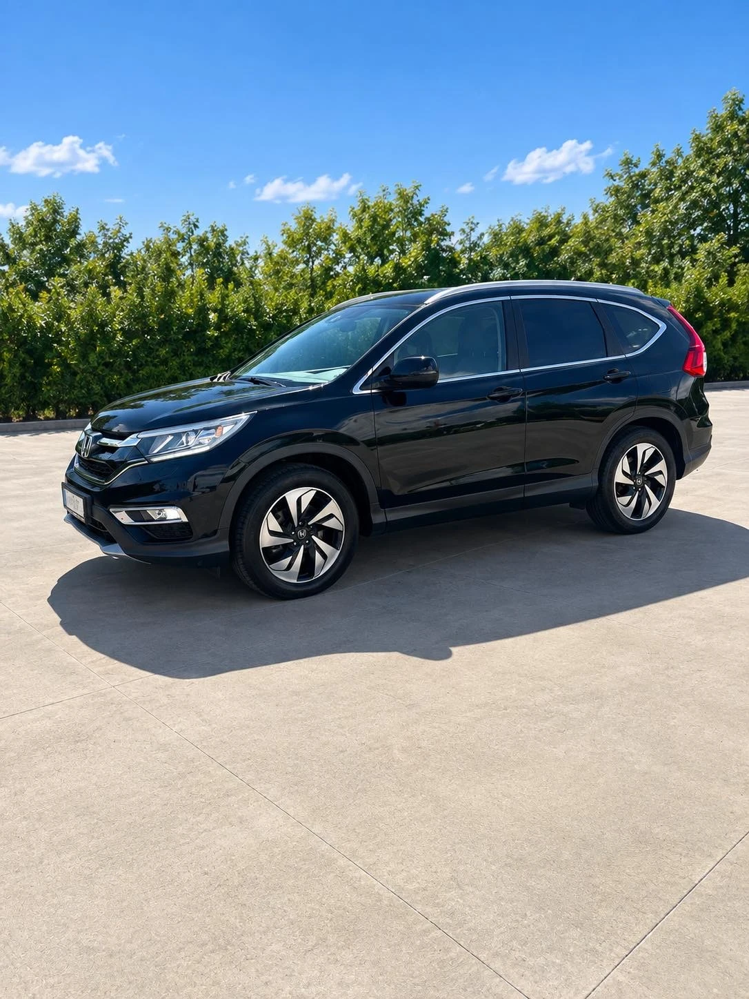 Honda Cr-v LED* 4x4* Camera* Alcantara, снимка 2 - Автомобили и джипове - 56259698