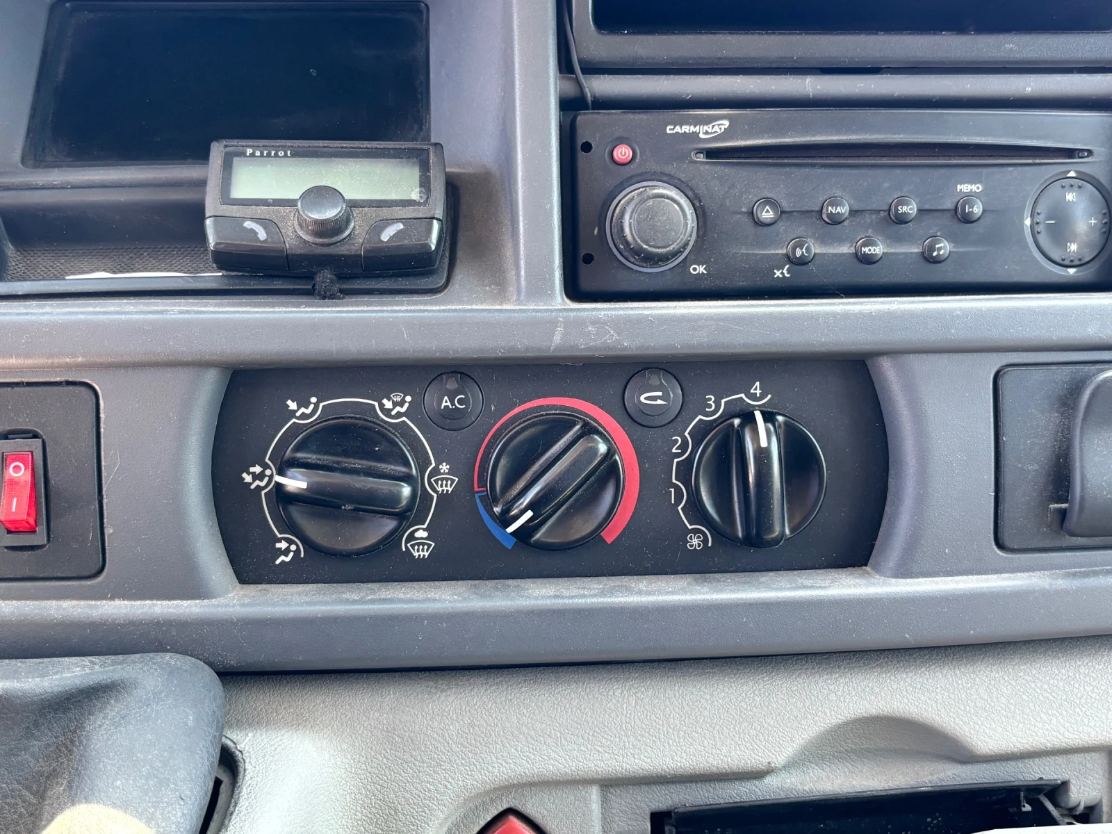 Renault Master СТЪЛБА/ПЕЧКА/120К.С., снимка 10 - Бусове и автобуси - 55633823