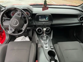 Chevrolet Camaro 1LT Coupe RWD, снимка 12