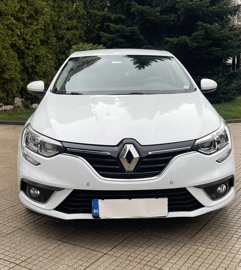 Renault Megane 1.3 TCE MT/Гаранционен, снимка 2 - Автомобили и джипове - 44574359