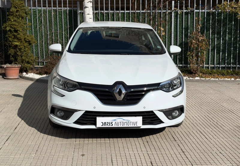 Renault Megane 1.3 TCE MT/Гаранционен, снимка 3 - Автомобили и джипове - 44574359