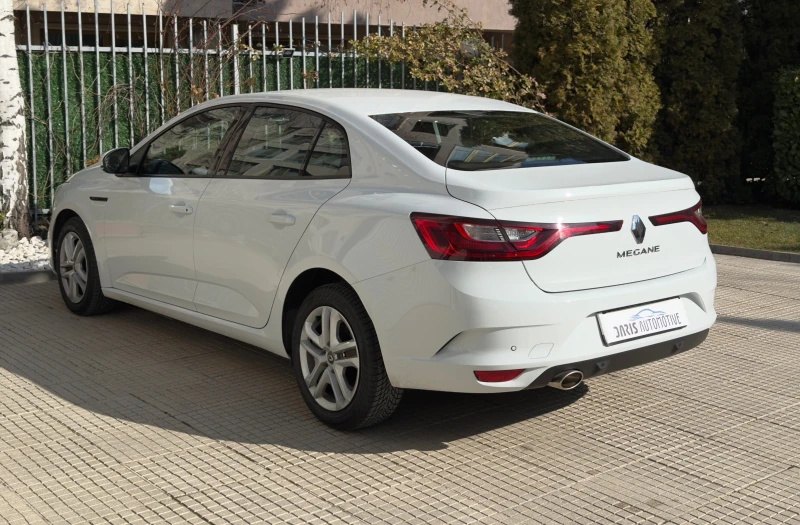 Renault Megane 1.3 TCE MT/Гаранционен, снимка 5 - Автомобили и джипове - 44574359