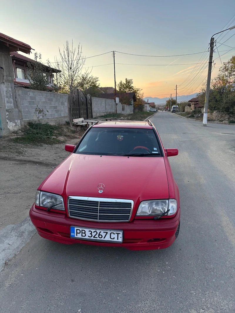 Mercedes-Benz C 220, снимка 2 - Автомобили и джипове - 47806906