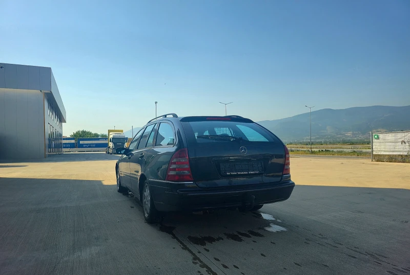 Mercedes-Benz C 220  Sport Edition, снимка 10 - Автомобили и джипове - 52511424