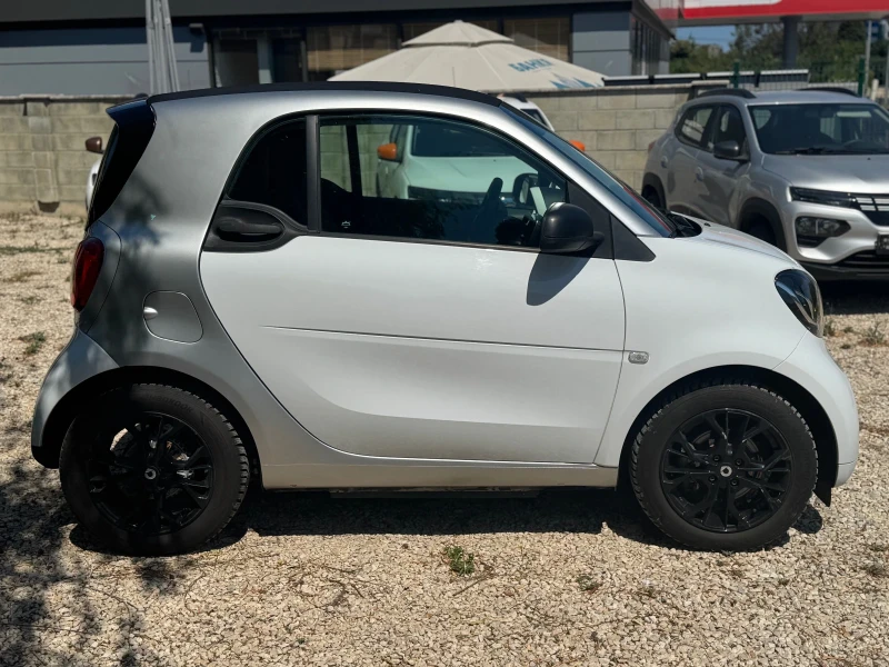 Smart Fortwo EQ 22kW, снимка 8 - Автомобили и джипове - 50997211