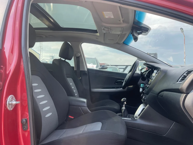Kia Ceed 1.6 CRDi Full Top, снимка 14 - Автомобили и джипове - 51191282