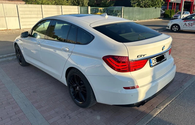 BMW 5 Gran Turismo 530d xDrive, снимка 4 - Автомобили и джипове - 52656772