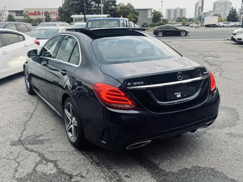 Mercedes-Benz C 300 AMG Пакет* Амбиент* Пано, снимка 3 - Автомобили и джипове - 52317631