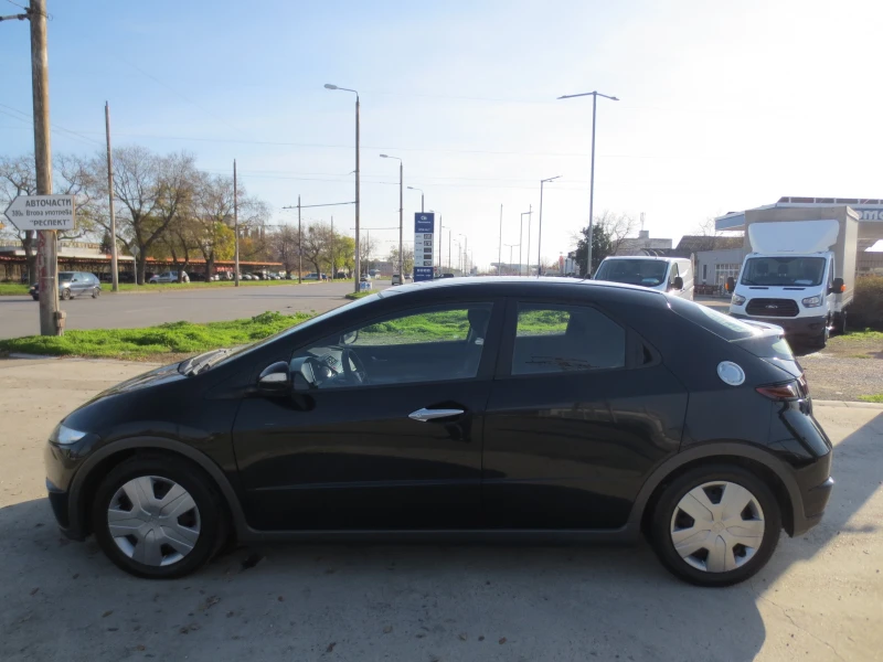 Honda Civic 1.4 VVT-I, снимка 8 - Автомобили и джипове - 52626008