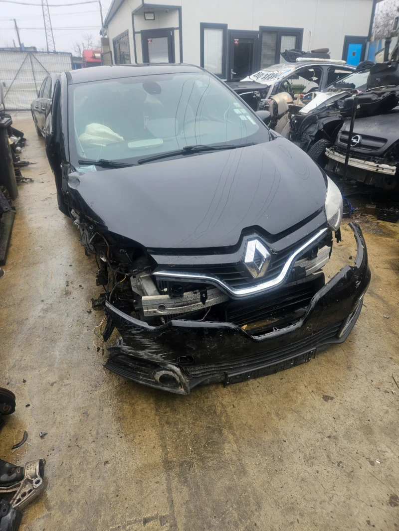 Renault Captur 1.5DCI, снимка 2 - Автомобили и джипове - 53378946