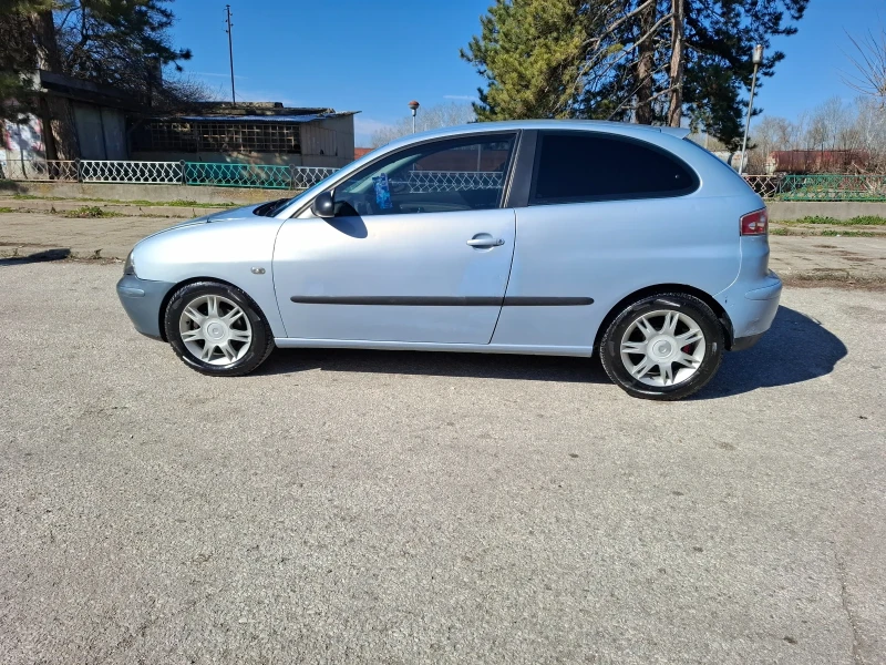 Seat Ibiza, снимка 4 - Автомобили и джипове - 53388810
