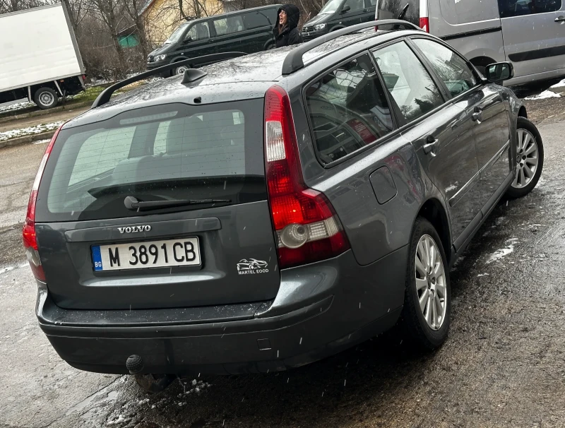 Volvo V50 2.0D / КЛИМА, снимка 4 - Автомобили и джипове - 53434745