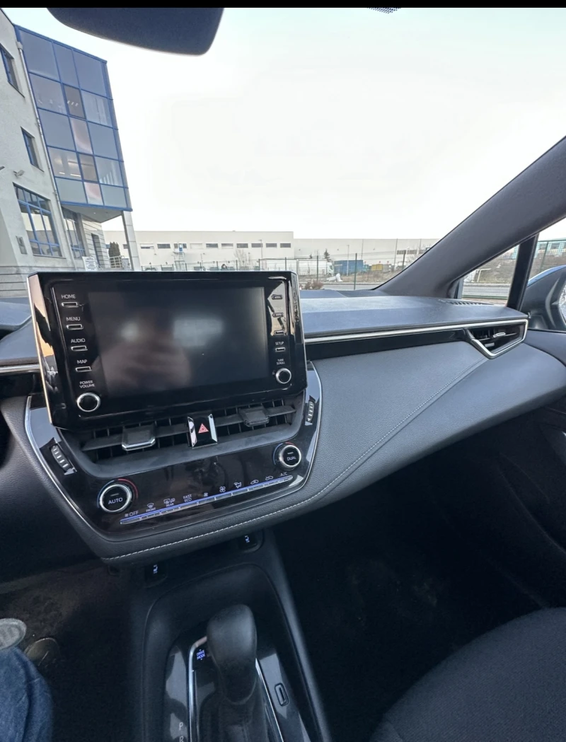 Toyota Corolla, снимка 10 - Автомобили и джипове - 53575894