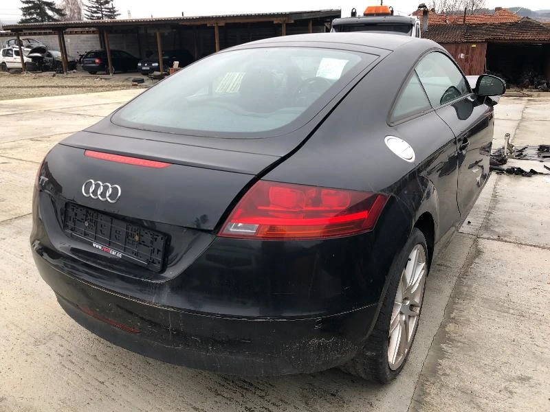 Audi Tt 2.0TFSI SLINE, снимка 3 - Автомобили и джипове - 45090135