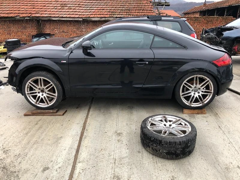 Audi Tt 2.0TFSI SLINE, снимка 5 - Автомобили и джипове - 45090135