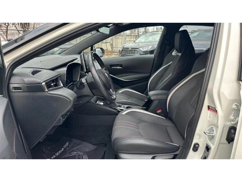 Toyota Corolla HB 1.8 HSD GR-SPORT, снимка 12 - Автомобили и джипове - 52949189