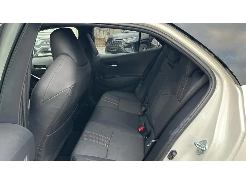 Toyota Corolla HB 1.8 HSD GR-SPORT, снимка 11 - Автомобили и джипове - 52949189