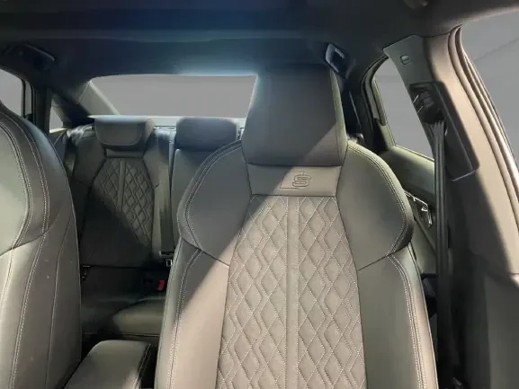 Audi A3 35 TDI = S-line = Black Optics Plus Гаранция, снимка 8 - Автомобили и джипове - 53916404