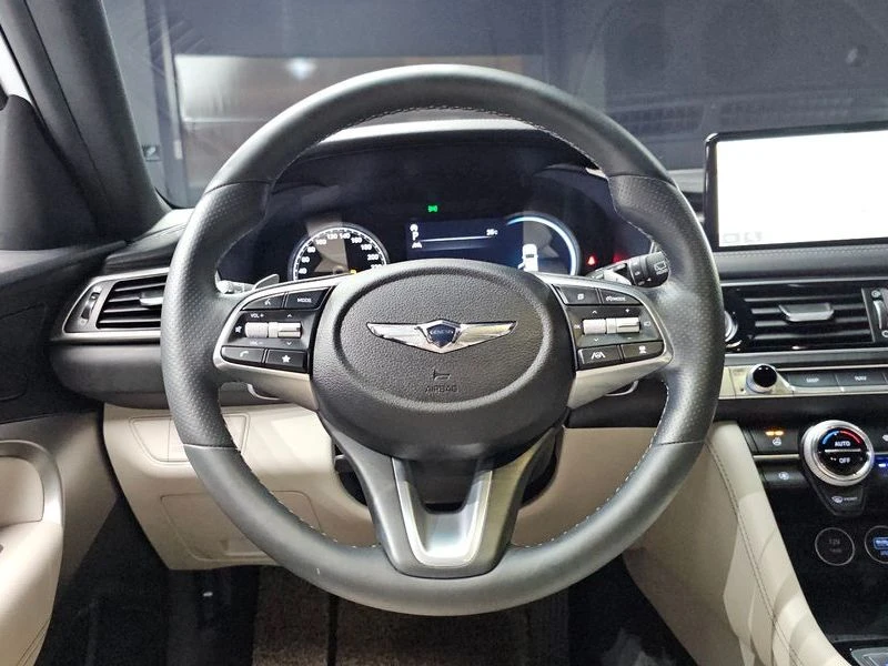 Genesis G70 2.0 Automatic, снимка 10 - Автомобили и джипове - 55598158