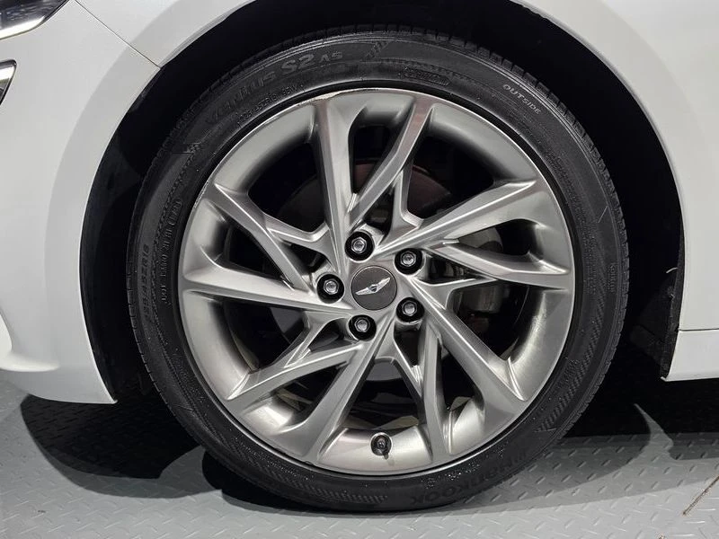 Genesis G70 2.0 Automatic, снимка 5 - Автомобили и джипове - 55598158