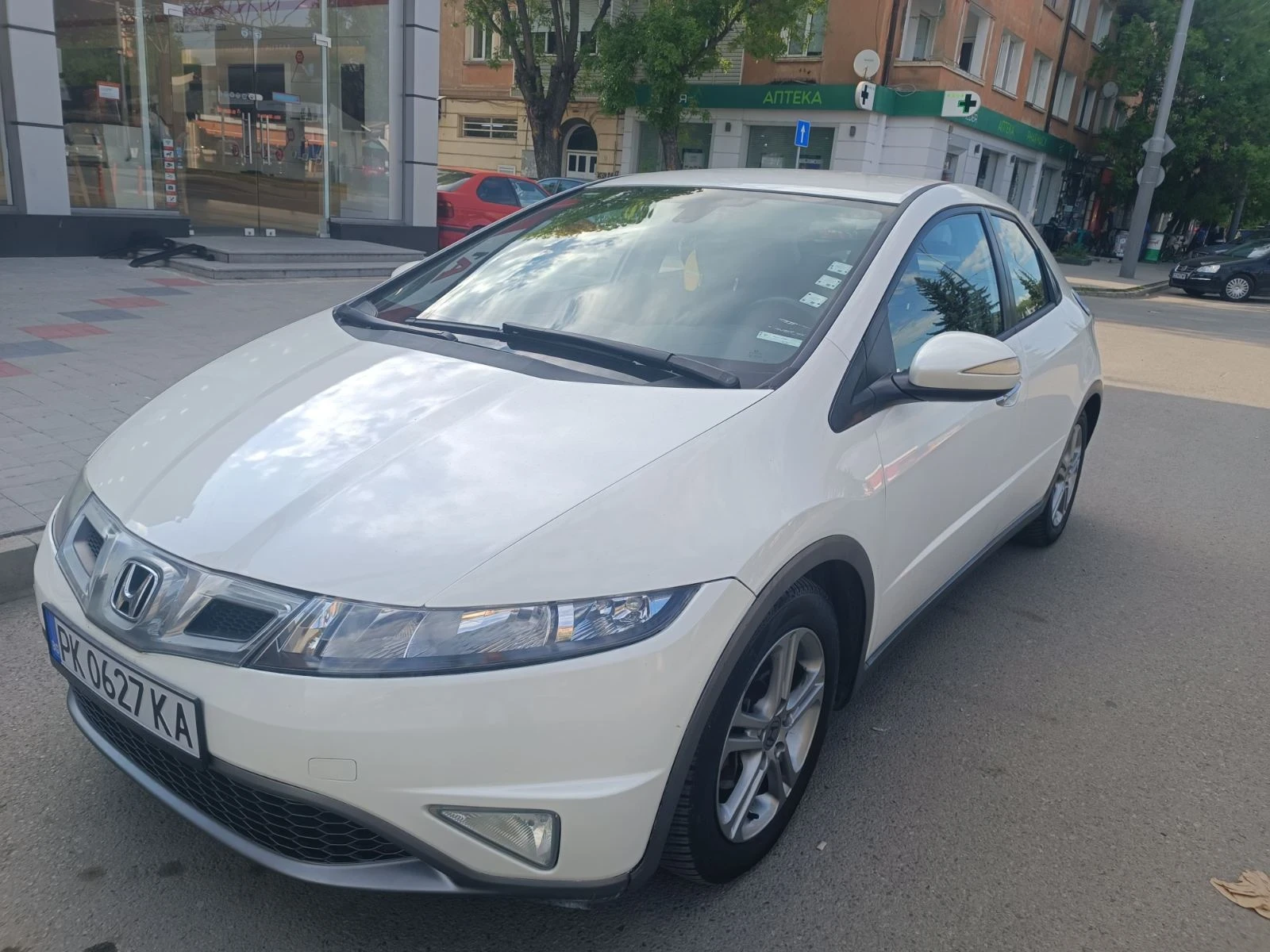 Honda Civic 1.4i - изображение 4