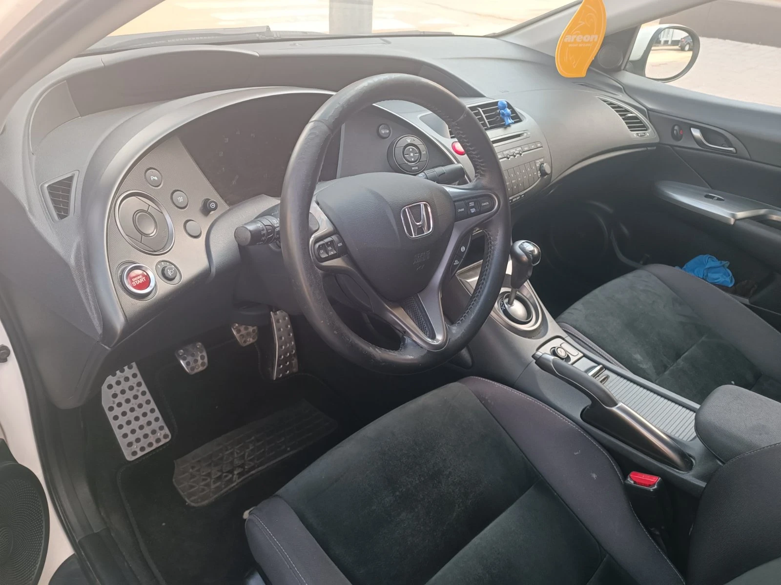 Honda Civic 1.4i - изображение 10