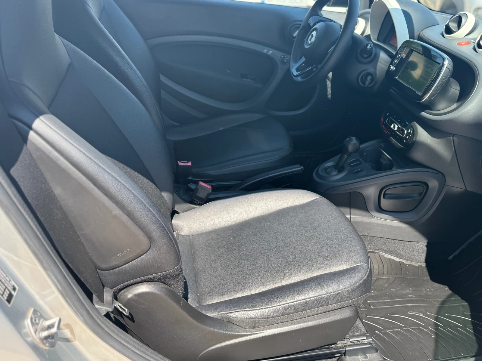 Smart Fortwo EQ 22kW | Mobile.bg — изображение 11