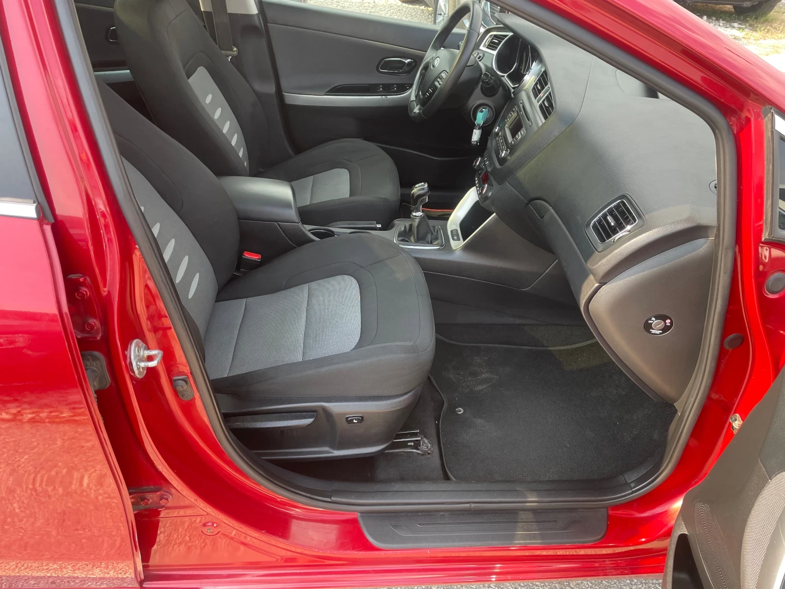 Kia Ceed 1.6 CRDi Full Top | Mobile.bg   13