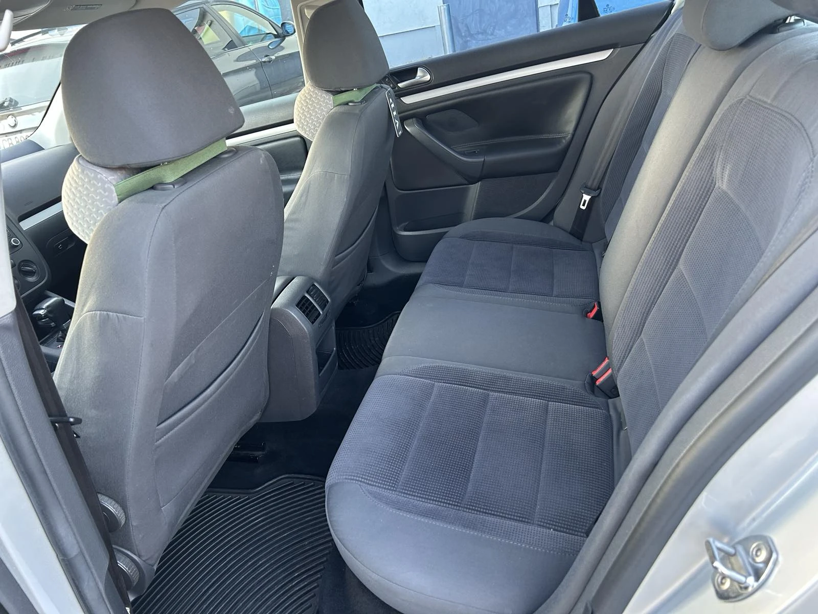 VW Jetta  - изображение 7