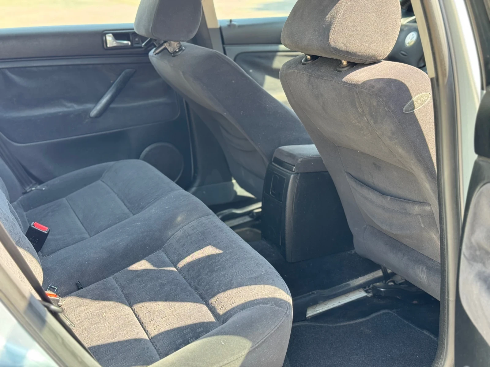 VW Passat 2.0 бензин Автоматик - изображение 5
