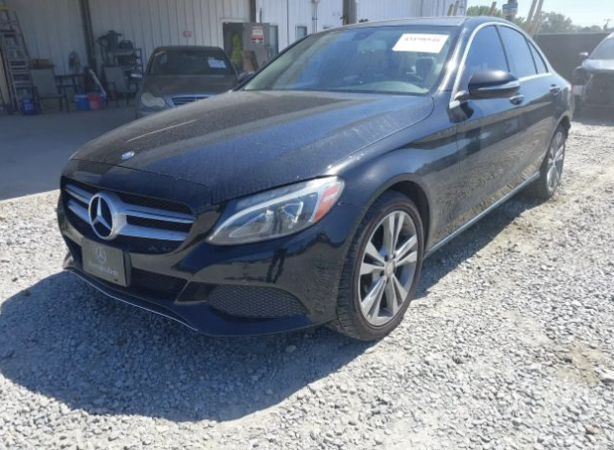 Mercedes-Benz C 300 Burmester, двойна панорама, 4matic - изображение 2