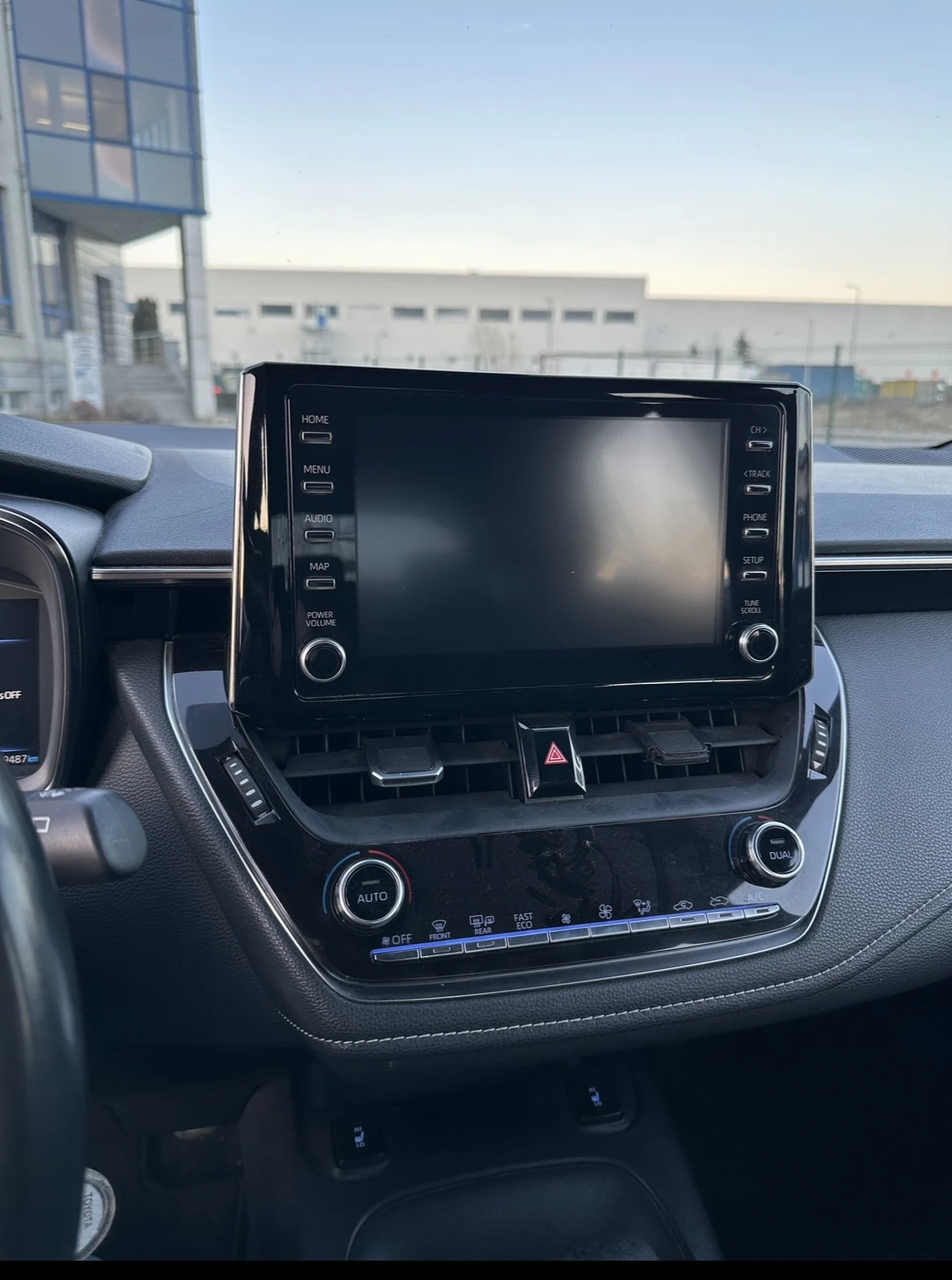 Toyota Corolla  - изображение 8