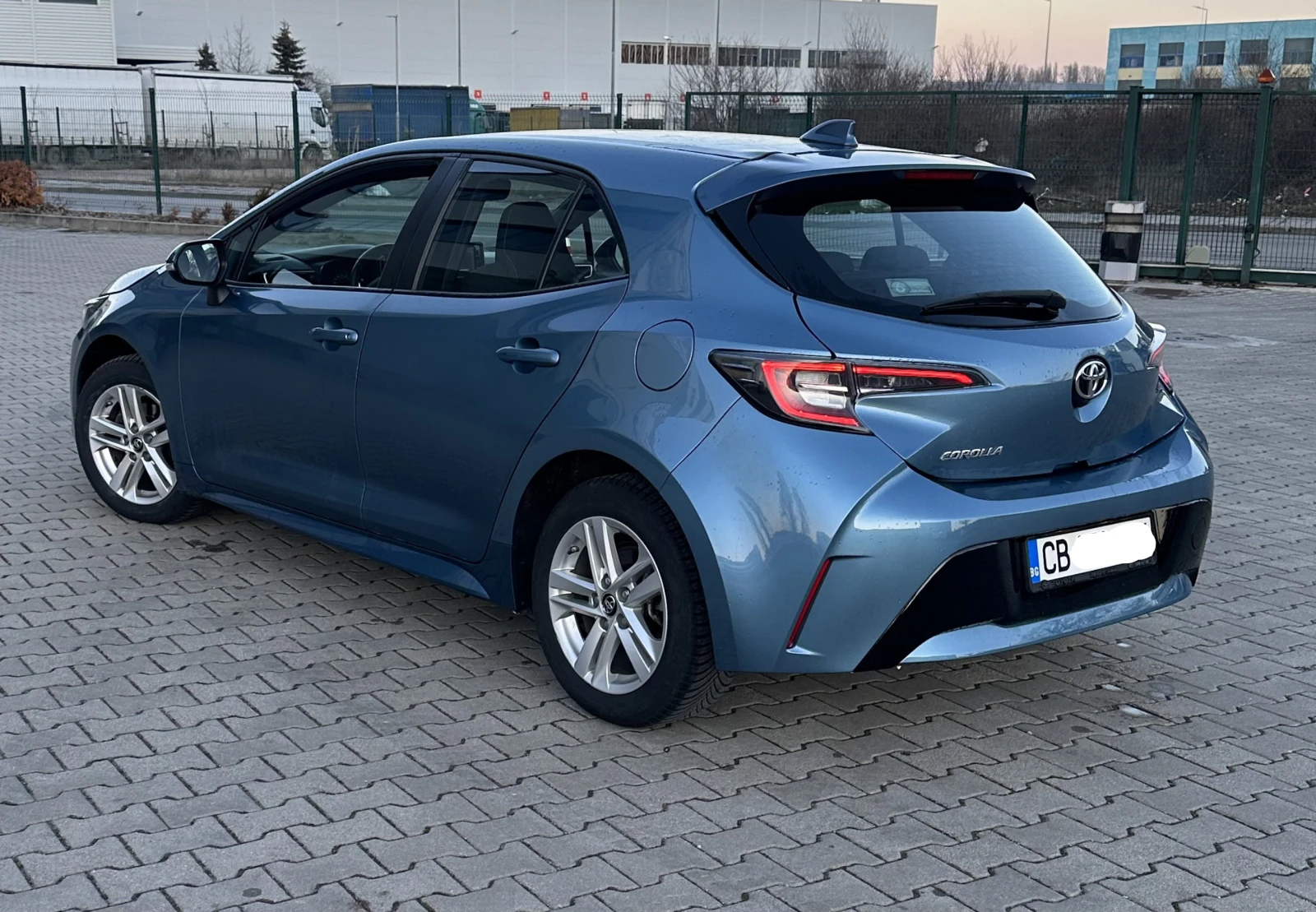 Toyota Corolla  - изображение 4