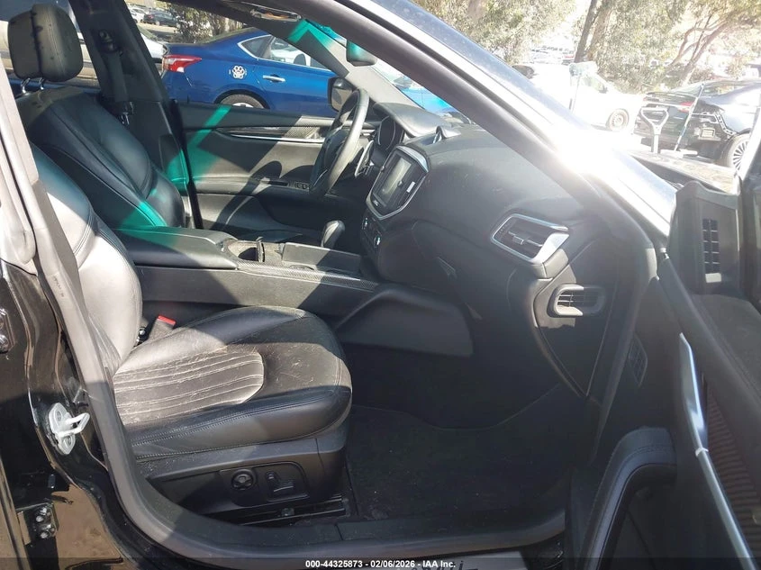 Maserati Ghibli 3l S Q4 - изображение 5