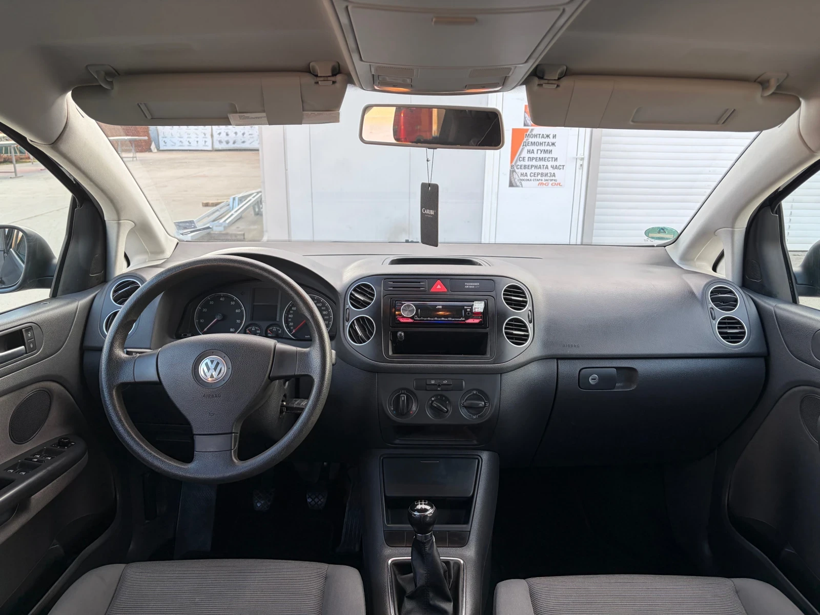 VW Golf Plus 1, 6i 102 k.c , снимка 8 - Автомобили и джипове - 53738165