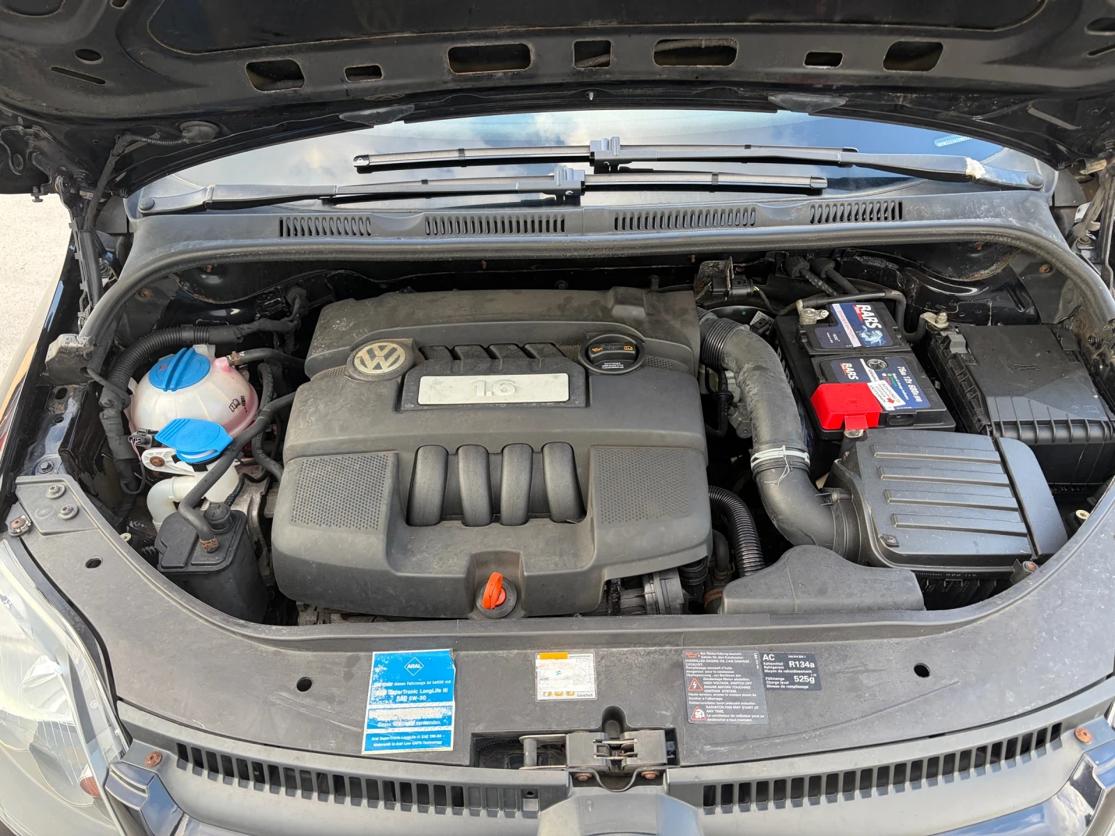 VW Golf Plus 1, 6i 102 k.c , снимка 14 - Автомобили и джипове - 53738165