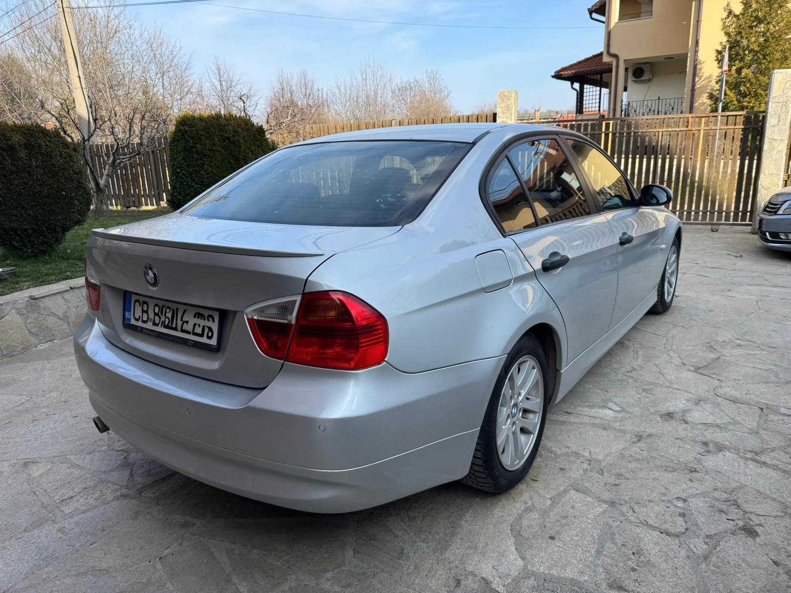 BMW 318, снимка 4 - Автомобили и джипове - 53810186